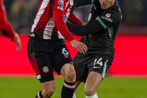 华体会hth-利物浦险胜英格兰，格纳布里统治全场