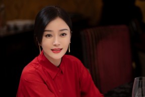 华体会app-蓝杉压境，红魔折戟，2026世界杯决赛的唯一性之夜，越南以铁血节奏击碎欧洲神话
