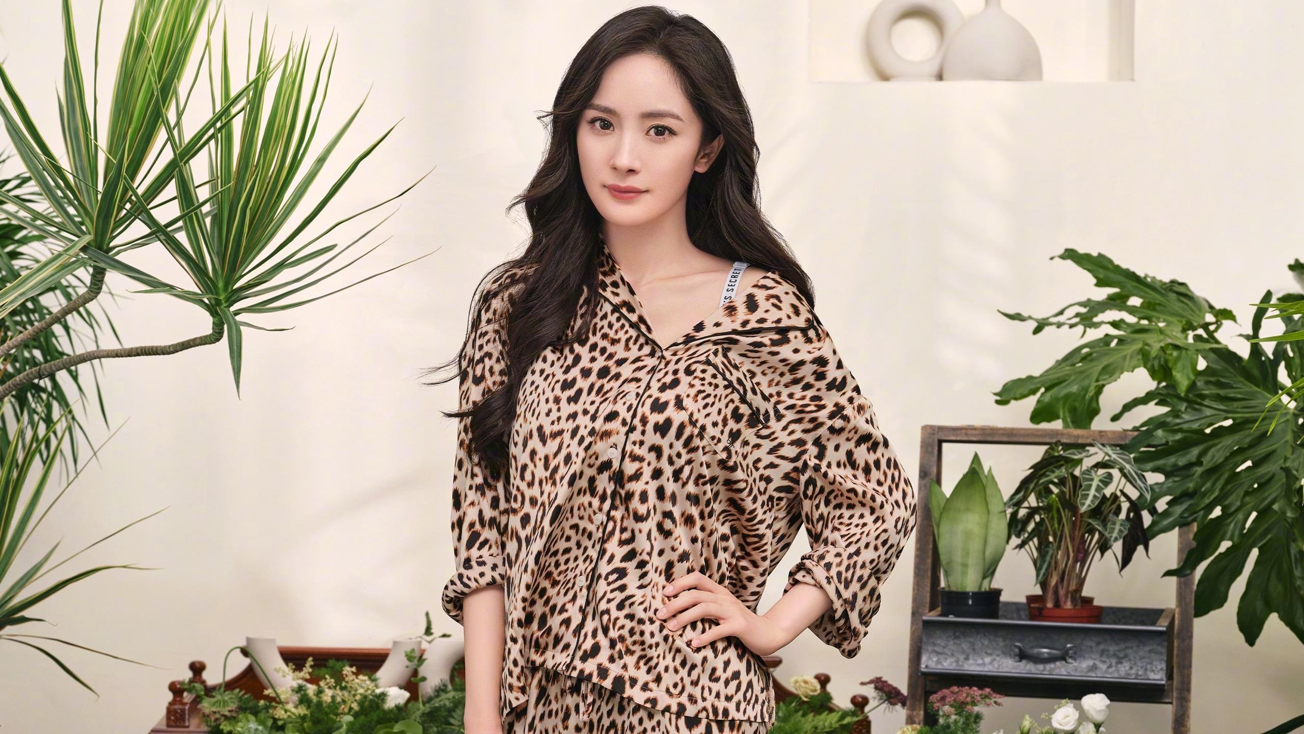 华体会体育-跨界绝杀,当库里穿越平行宇宙拯救篮网,篮球的纯粹在28秒中复活 第2张 华体会体育-跨界绝杀,当库里穿越平行宇宙拯救篮网,篮球的纯粹在28秒中复活 第2张